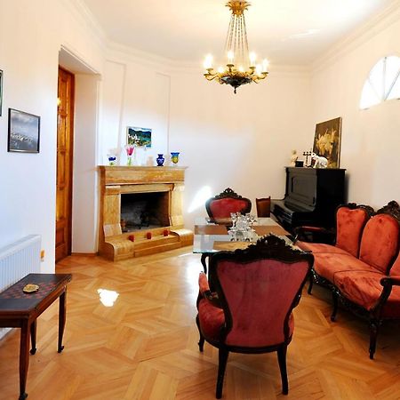 Vorontsov Old Tbilisi Apartment Bagian luar foto