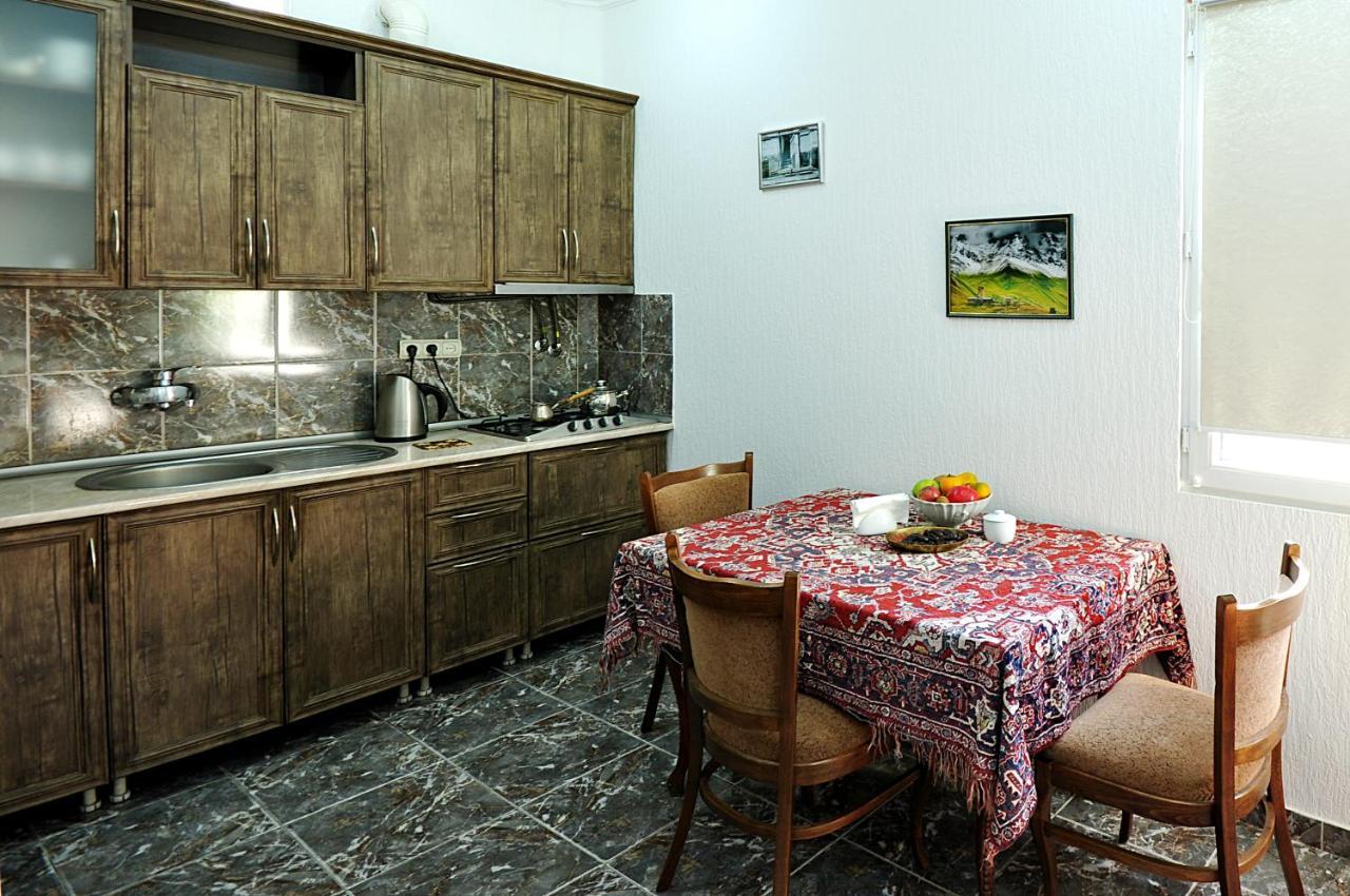 Vorontsov Old Tbilisi Apartment Bagian luar foto